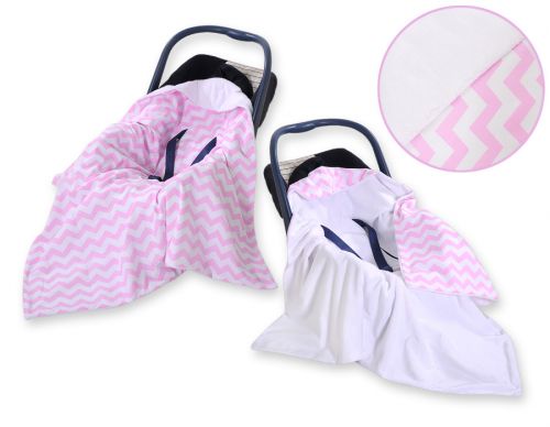Big double-sided car seat blanket for babies - Chevron pink-white