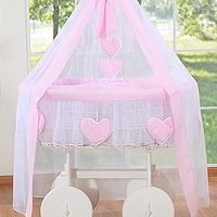 Moses baskets/Deluxe wicker cribs with drape